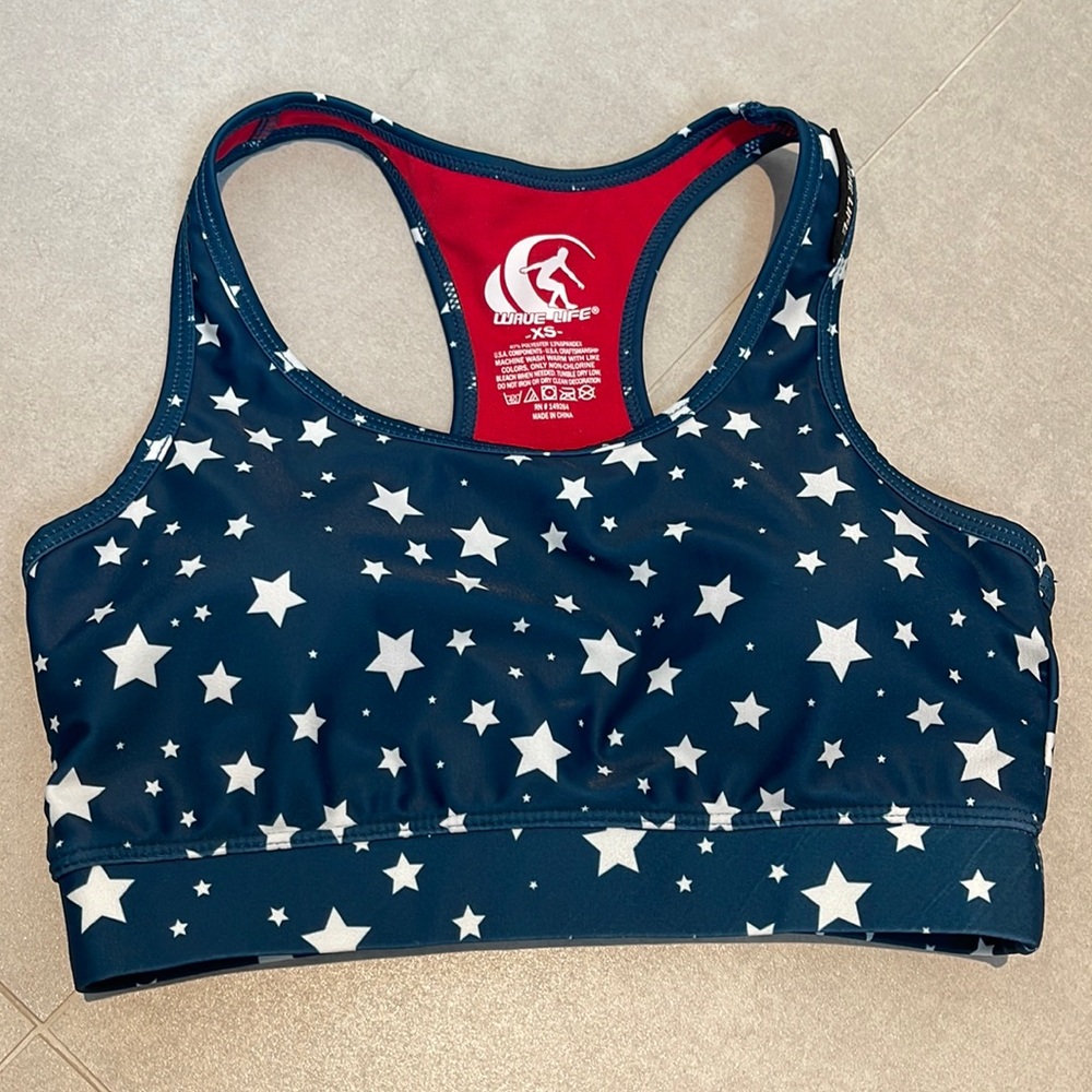 WAVE LIFE Women XS White and navy blue stars sport bra Americana